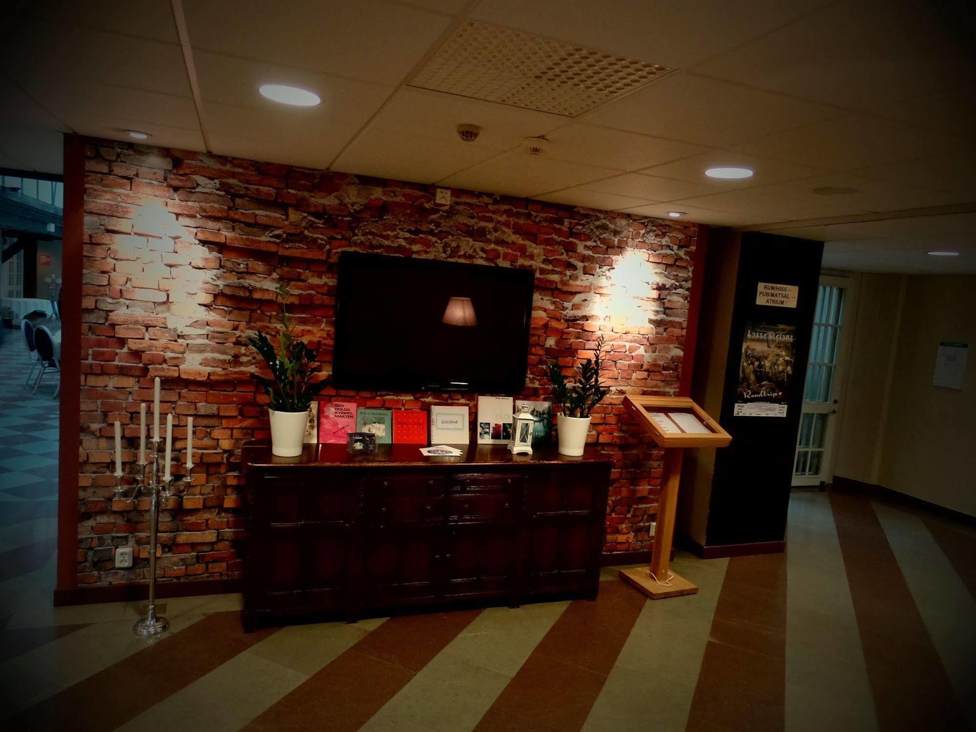 Hotel Stensson อีเอสเลิฟ ภายนอก รูปภาพ