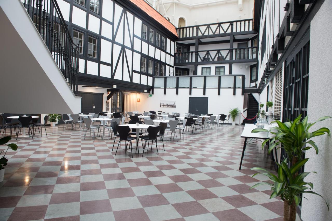 Hotel Stensson อีเอสเลิฟ ภายนอก รูปภาพ